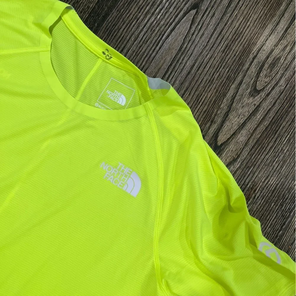 NWOT The North Face Womens Summit Series High Trail Run Short-Sleeve Neon Medium - Picture 2 of 6